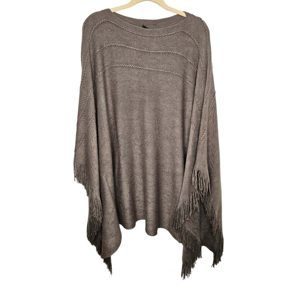 Layers by Lizden Fringe Poncho Shawl Cape Sweater Size Plus One Size